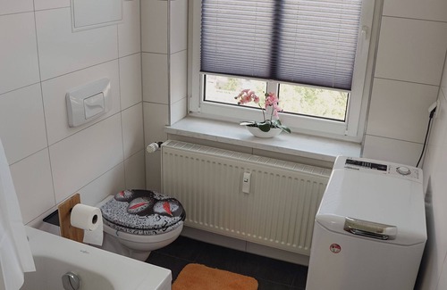 Chemnitz Apartment | Neufamily&workwlansmarttvnetflixcozyzentrumtoplagewaschmaschinebhfuni