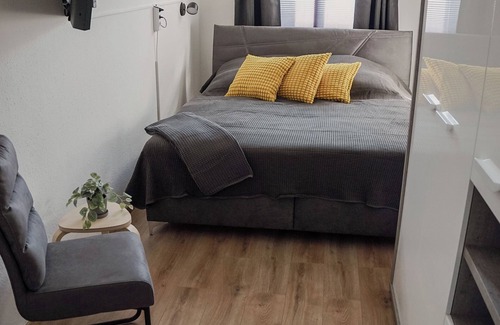 Chemnitz Apartment | Neufamily&workwlansmarttvnetflixcozyzentrumtoplagewaschmaschinebhfuni
