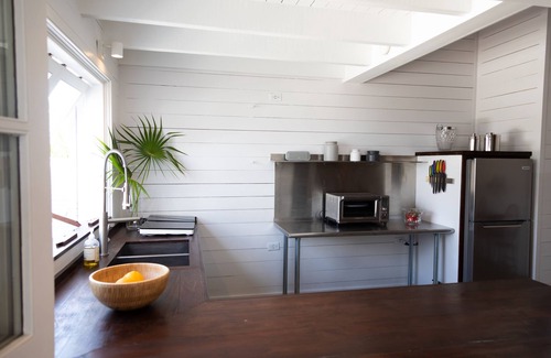Dunmore Town Villa | New 1 bedroom villa steps from Pink Sands Beach