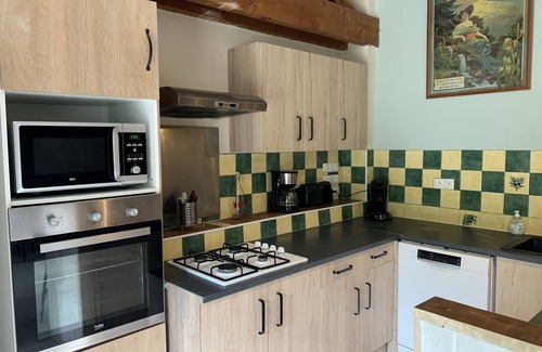 Euzet Cottage | NEW 12pers private house, 250m², above ground pool, 3000m² wooded, 15km Uzes/Ales