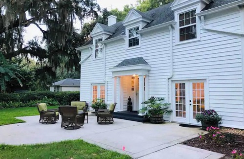 Green Cove Springs House | NEW! 1920 Carriage House on Private 5 Acre Riverfront Parklike Estate with DOCK