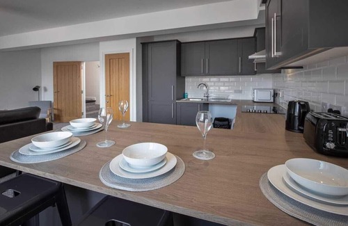 Blackpool Town Center Apartment | New 2 Bedroom Apt, close to Winter Gardens. Apt 5