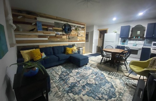 Jay Apartment | New 2 bedroom apt near Whiteface beautiful views