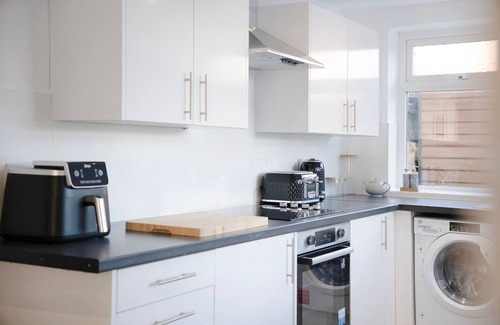 Ashington House | New 2BR in 53 Rowlington Terrace