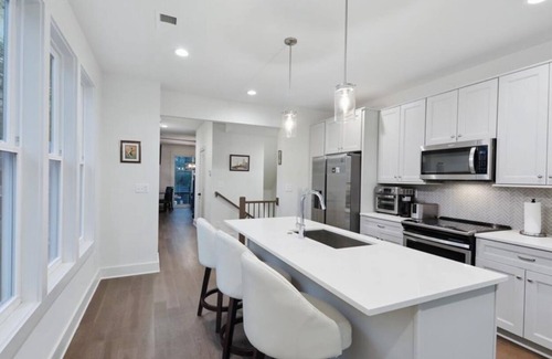 East Atlanta House | New 3 Story Townhome in East Atlanta Village!