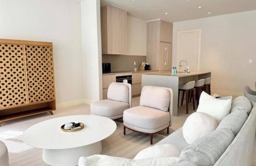 Westwind House | New 3bd Townhouse - Gated - Private Plunge Pool - Beach and Gym access - Up to 6