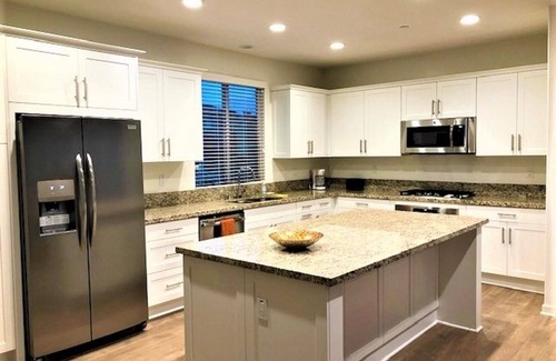 Lake Forest House | New 4 Bedroom House Close to Irvine Spectrum! Resort Style Living!