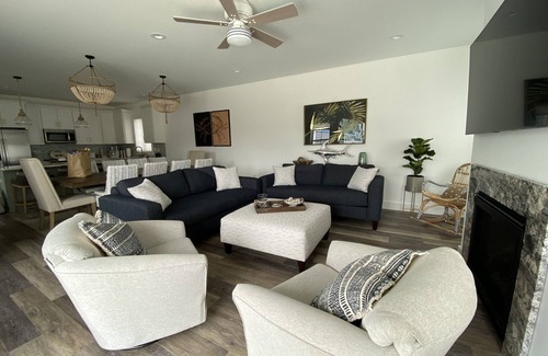 Fenwick Island House | New 5 bedroom & 6 bathroom waterfront home on canal with pool close to beach!