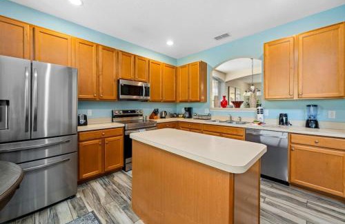 Watersong House | New - 6 Bed - Game Room - Pool - No Rear Neighbors