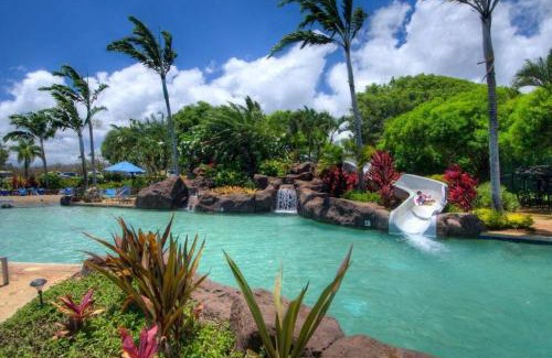 Poipu House | NEW - 7BD Farmhouse Estate - AC Pool Slide Gym Pickleball
