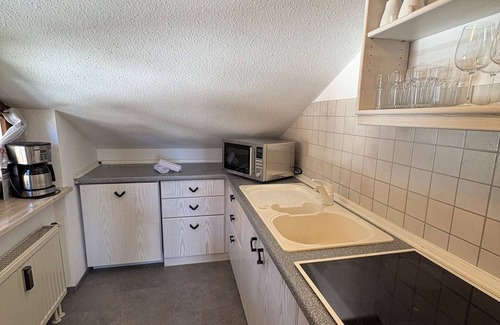 Rettenberg Apartment | New! Alpenapartment Moritz, balcony, underground parking garage