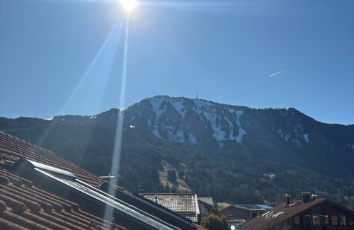 Rettenberg Apartment | New! Alpenapartment Moritz, balcony, underground parking garage