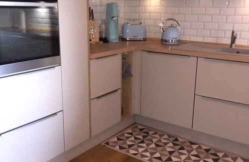Kahla Apartment | * NEW * Ambience with foresight