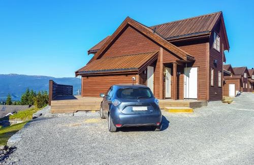 Skulestad House | New and Exclusive Cottage in Voss with a great view
