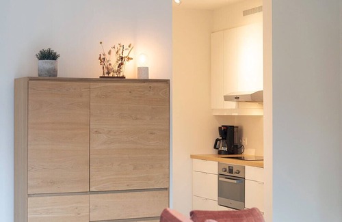 Kappellenbos Apartment | New and spacious studio Herman near Kalmthoutse Heide and Port of Antwerp
