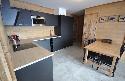 La Toussuire Apartment | New and warm apartment with panoramic view, direct access to the slopes