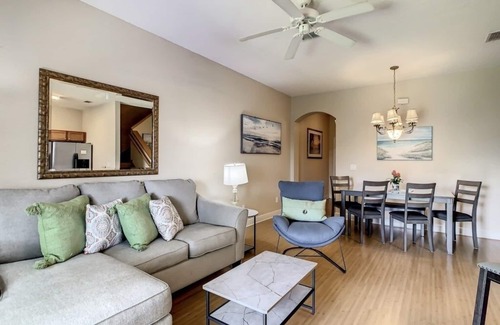 Regal Palms House | NEW! Anna’s Stunning Townhome in Regal Palms Resort Near Disney