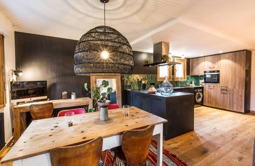 Les Bossons Apartment | New apartment, large, bright, patio, view of Mont Blanc, glacier, mountain.