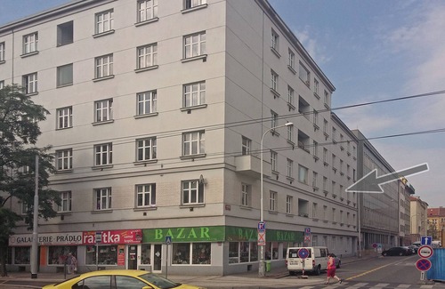 Holesovice Apartment | New apartment in a historical building