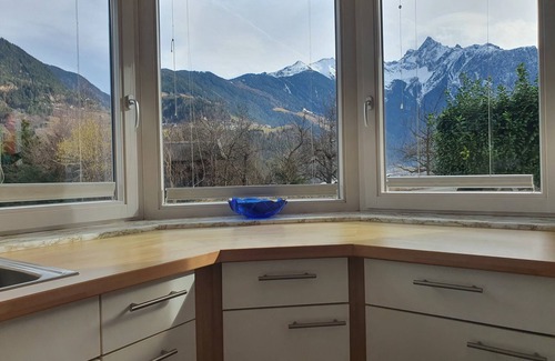 Sautens Apartment | New apartment, 2 bedrooms, big kitchen-cum-living, pets welcome