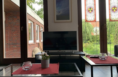 Greetsiel Apartment | New apartment 2 in a quiet location, near Greetsiel harbor