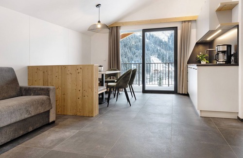 Fleres Apartment | New: Apartment 'Chalet Tribulaun - Apt 3' with Mountain View, Shared Terrace and shared Sauna