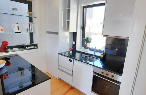 Centro / Baixa Apartment | New apartment, in Porto city center, with balcony, air conditioning