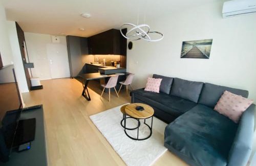 Ruzinov Apartment | NEW apartment with free garage parking near the airport