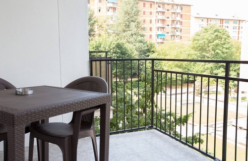 Gallaratese Apartment | NEW! Apartment X6 with WIFI, A/C, underground M1!