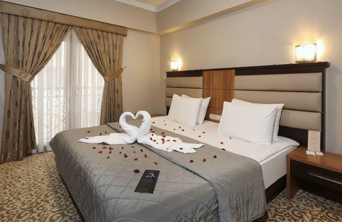 Izmit Hotel | New Balturk Hotel Izmit