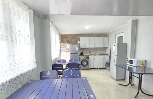 Makhinjauri Bed & Breakfast | New batumi