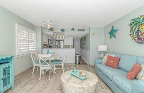 Crescent Beach Condo | New Baywatch, Updated w/Direct Ocean Front Views!