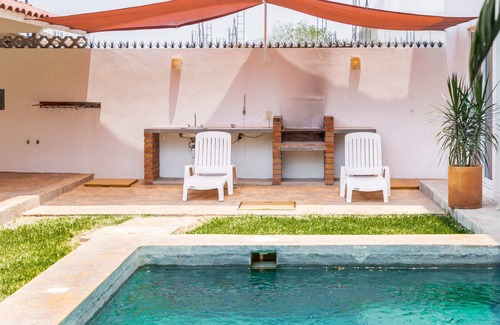 Emiliano Zapata Apartment | NEW! Beach 660 mts, Tropical Garden, BBQ, Pool