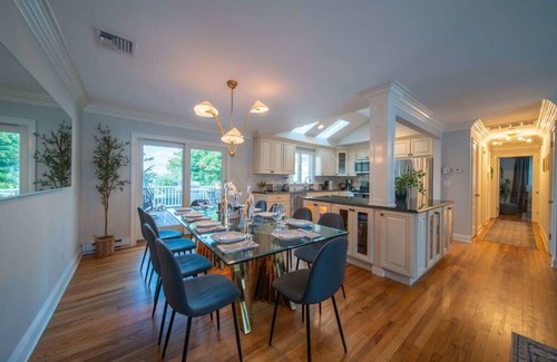Cove - East Side - Shippan House | New Beach Home near Stamford Downtown/Shippan