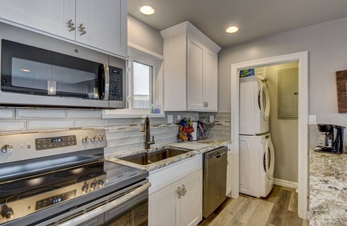 LaPlatte I House | New, Beautiful, Peaceful and Convenient Lake Cottage