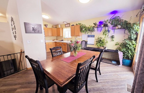 Rapid Valley House | NEW! Black Hills Vacation Homebase ♡ Children & Dog Friendly