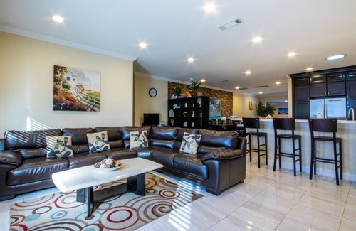 Hermosa Village House | New Built - Super Close to Disneyland and Downtown Disney