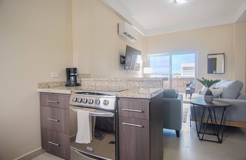 Palm Beach Apartment | New! Casa bubali close to Eagle Beach! King bed, wifi, bbq