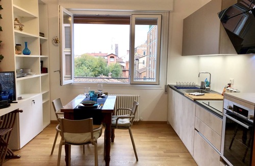 Historic Center Apartment | New Casatori - Romantic Studio for Two in the Heart of Bologna
