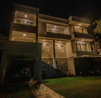 Balangoda House | New Castle Villa