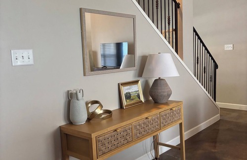Midland House | NEW! Charming 3-bedroom house in Midland