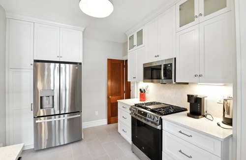 Iowa City House | NEW! Charming Manville Heights Cottage Retreat