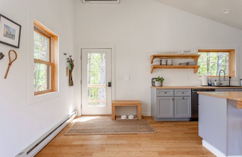 North Branch House | NEW: Chic Home w/Fireplace & Beautiful Sunsets