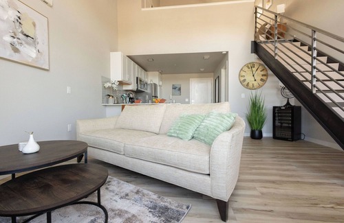 Old Southwest Apartment | NEW Chic Urban Loft, 95 Walking Score, Private Patio, Full Kitchen, New Building