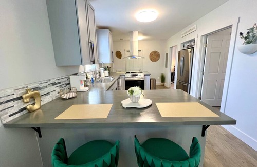 Earlewood House | *NEW* COLA Lincoln Loft