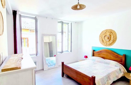 Moissac Apartment | New comfort cloister duplex in town