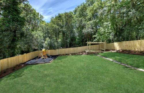 Columbus House | New! Comfy Home with Playground Near Ft Moore!