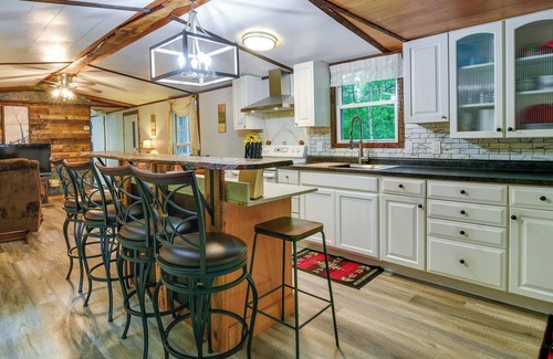 New Concord House | New Concord Vacation Rental Near Kentucky Lake