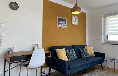 Waggershausen Condo | New construction garden + terrace modern cozy apartment Aurora Friedrichshafen Bodensee