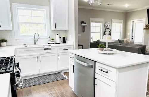 Oxford House | NEW construction! Minutes from Ole Miss